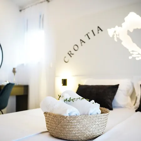 Istra Relax Diamond Rebici